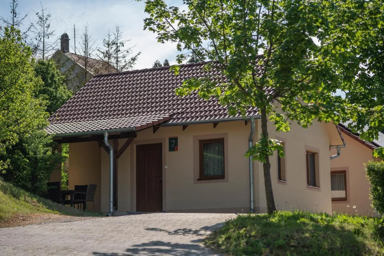 Tulipan Apartman Eger 0*,  Hongrie